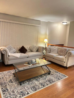 Luxe 3BR, 2BA + Hot Tub